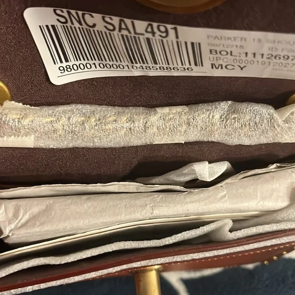 Coach Parker 18 shoulder bag - Picture 8 of 9